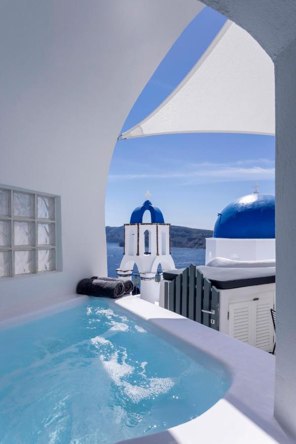 Bluedome Cavehouses By Otium Villas Oia  Exterior photo