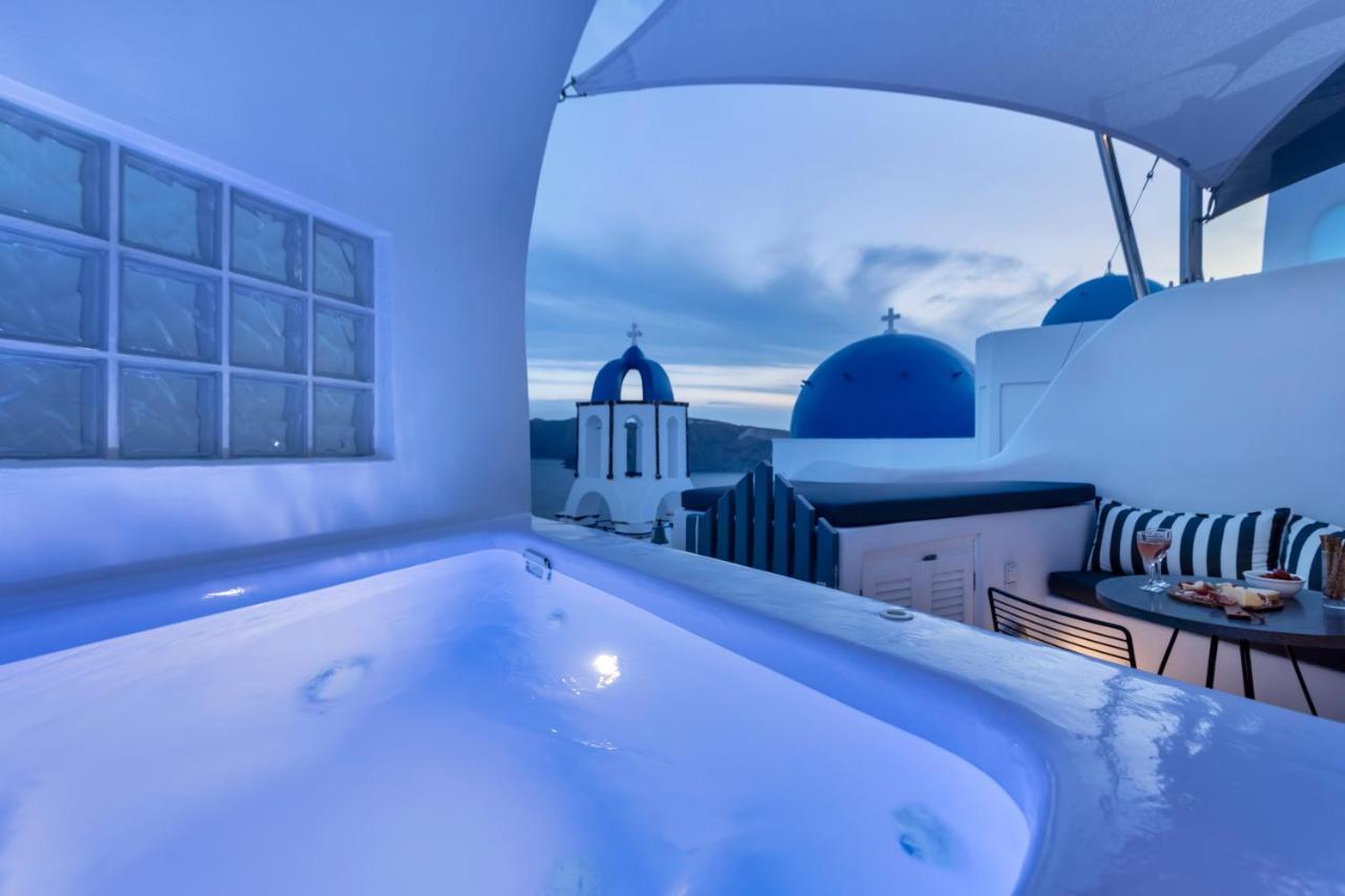 Bluedome Cavehouses By Otium Villas Oia  Exterior photo