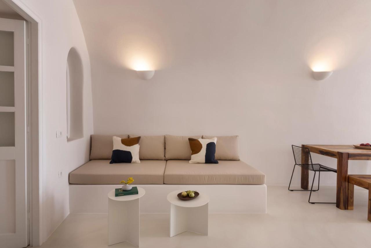 Bluedome Cavehouses By Otium Villas Oia  Exterior photo