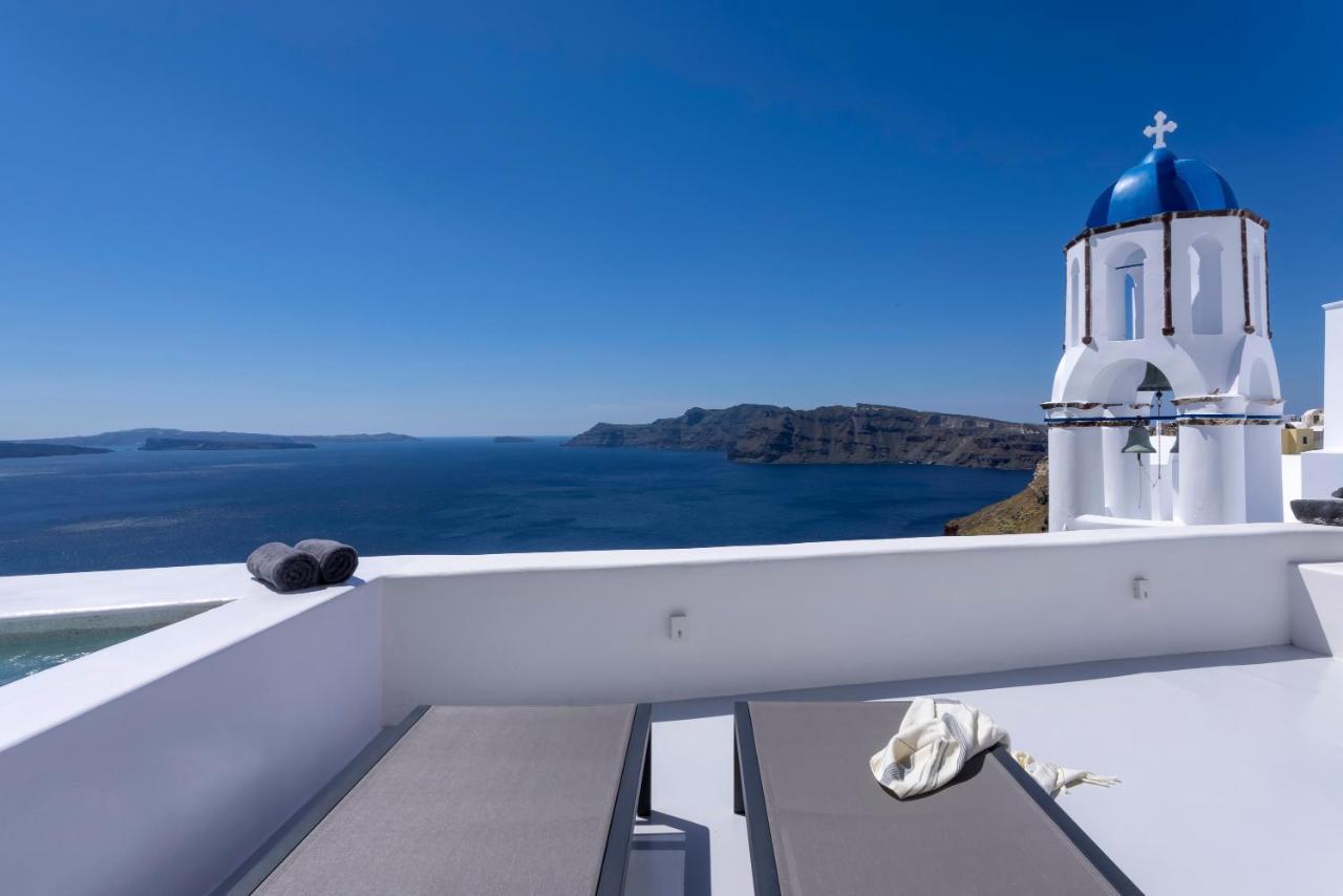 Bluedome Cavehouses By Otium Villas Oia  Exterior photo