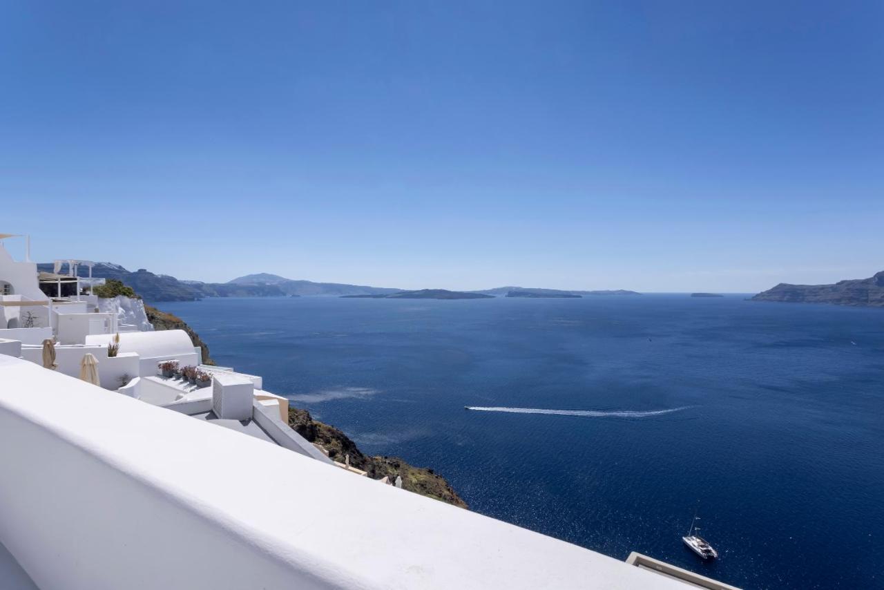 Bluedome Cavehouses By Otium Villas Oia  Exterior photo