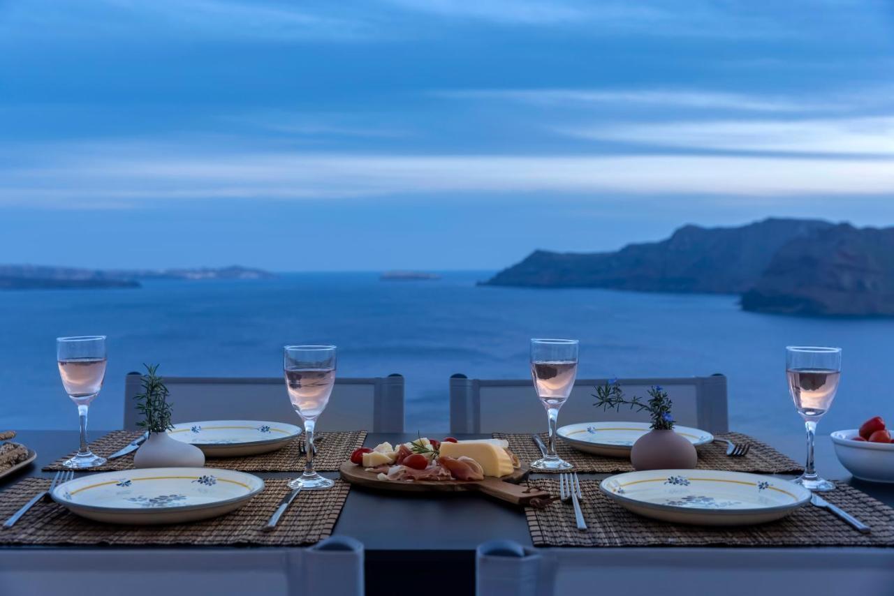 Bluedome Cavehouses By Otium Villas Oia  Exterior photo