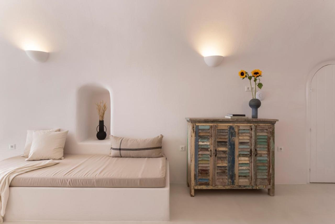 Bluedome Cavehouses By Otium Villas Oia  Exterior photo