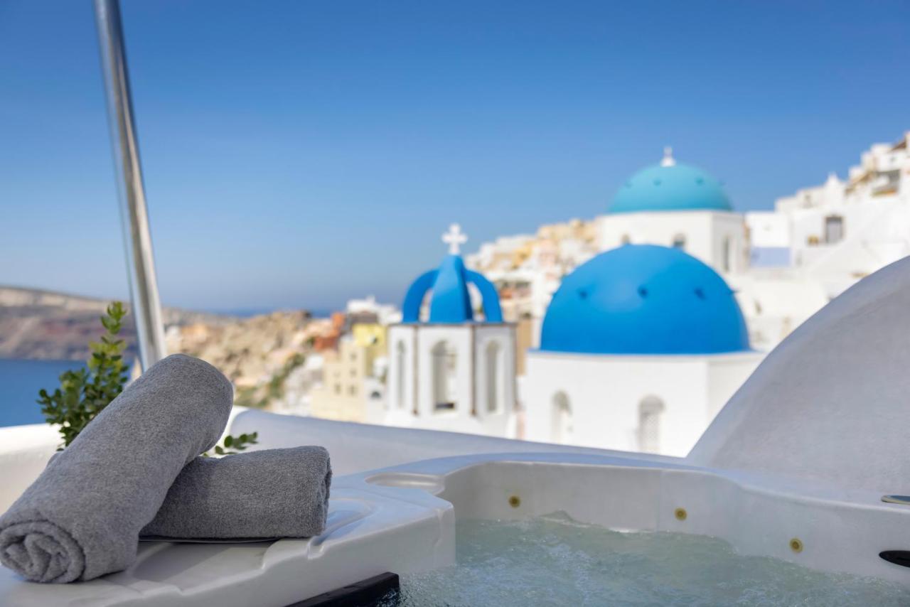 Bluedome Cavehouses By Otium Villas Oia  Exterior photo