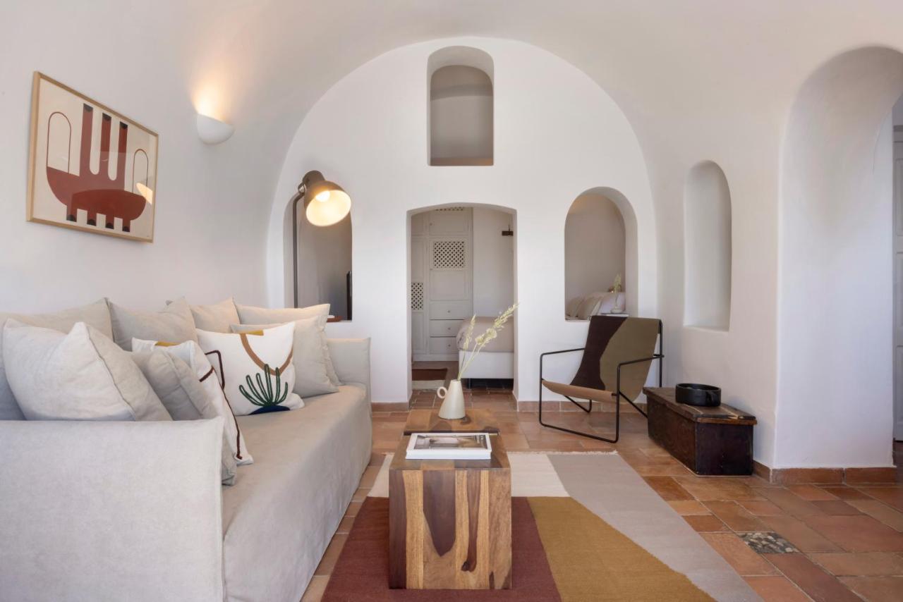 Bluedome Cavehouses By Otium Villas Oia  Exterior photo
