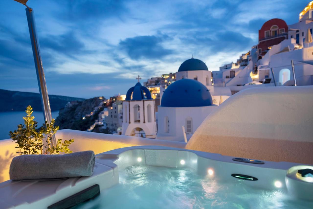 Bluedome Cavehouses By Otium Villas Oia  Exterior photo