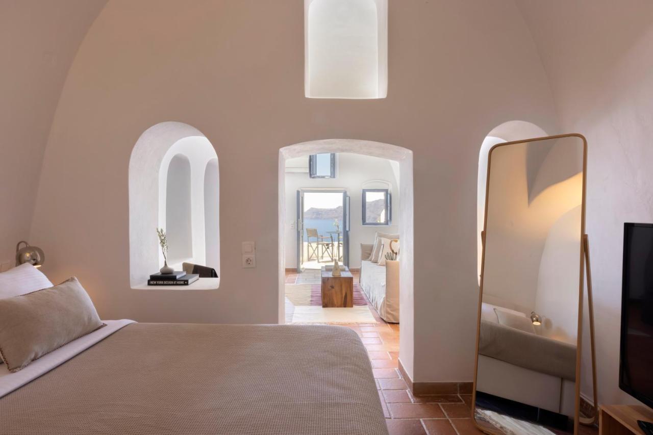 Bluedome Cavehouses By Otium Villas Oia  Exterior photo