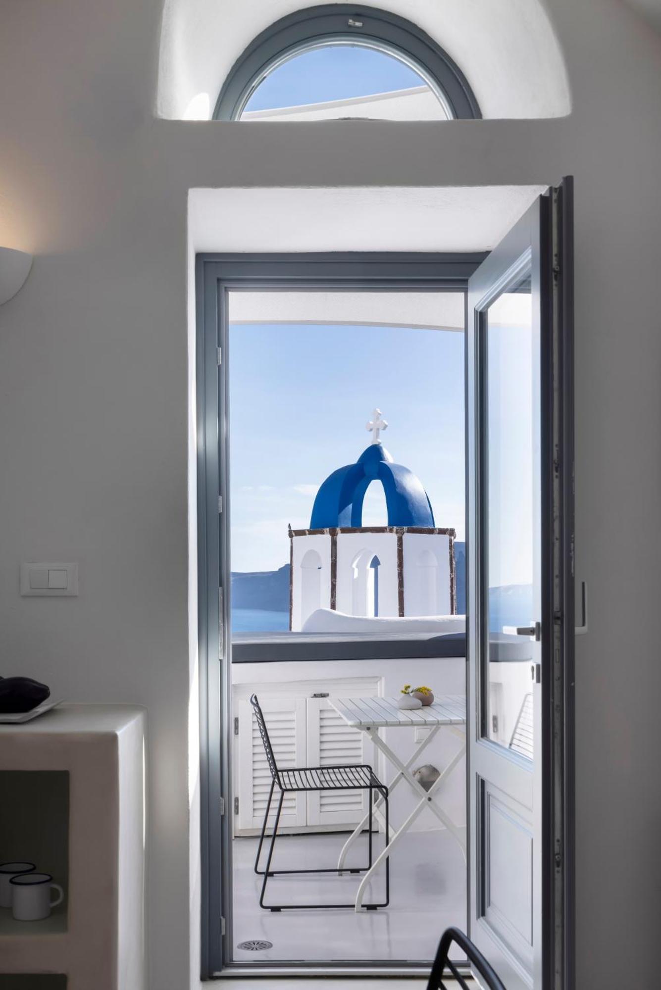 Bluedome Cavehouses By Otium Villas Oia  Room photo